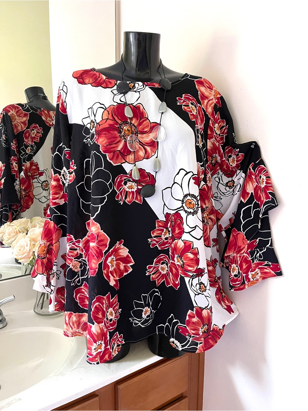 ALFANI Plus Size Tunic Top 3X Black Floral Women’s Shirt Blouse Flutter Sleeves